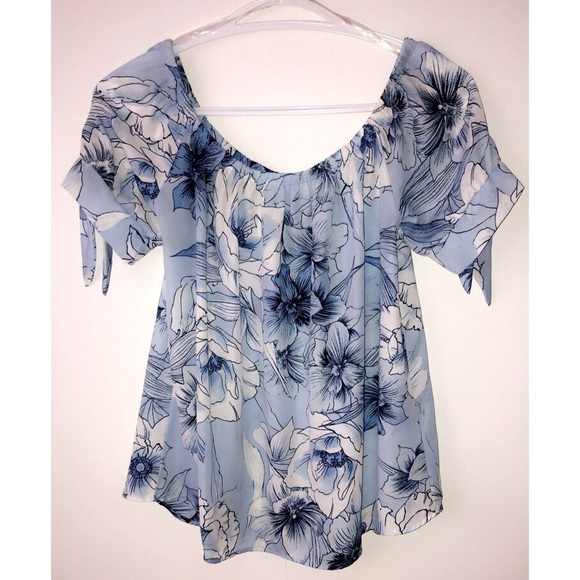 Off shoulder top - Picture 2 of 2